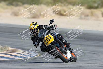 media/Nov-16-2025-Race Pace (Sun) [[8c5fa54630]]/Non Verified Riders (1st 20 Minutes)/2-Turn 10 (1010am)/